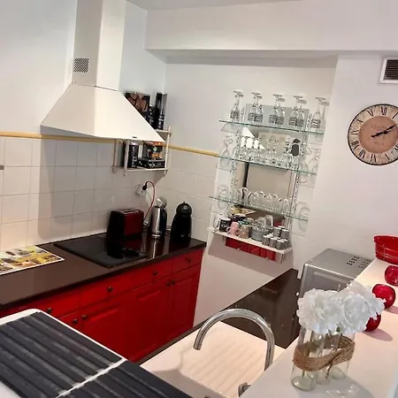 Apartment Joli Confort Proche Toutes Commodites Dans Calme