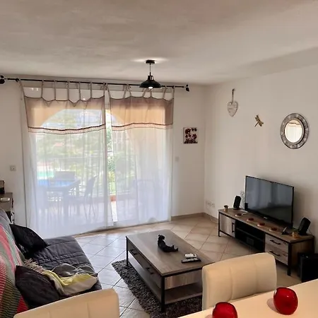 Joli Confort Proche Toutes Commodites Dans Calme *