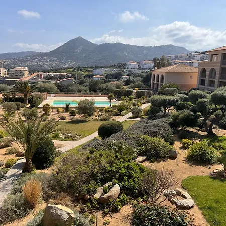 Joli Confort Proche Toutes Commodites Dans Calme Apartment L'Ile-Rousse (Corsica)