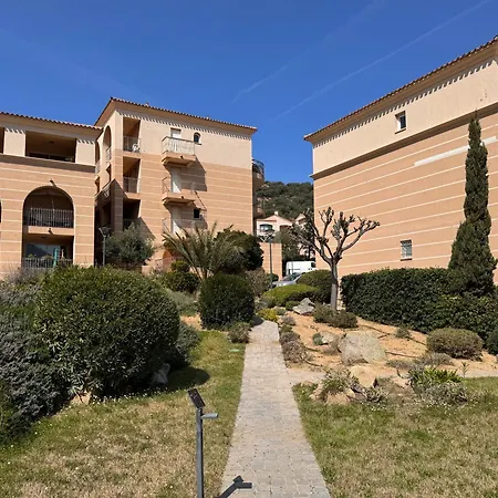 Διαμέρισμα Joli Confort Proche Toutes Commodites Dans Calme LʼÎle-Rousse