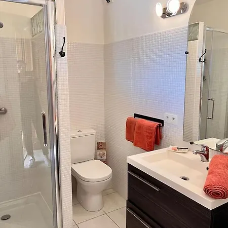 Joli Confort Proche Toutes Commodites Dans Calme LʼÎle-Rousse