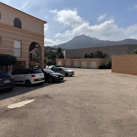 Joli Confort Proche Toutes Commodites Dans Calme 아파트 *