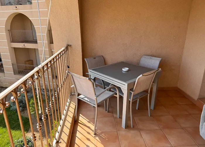 Apartament Joli Confort Proche Toutes Commodites Dans Calme